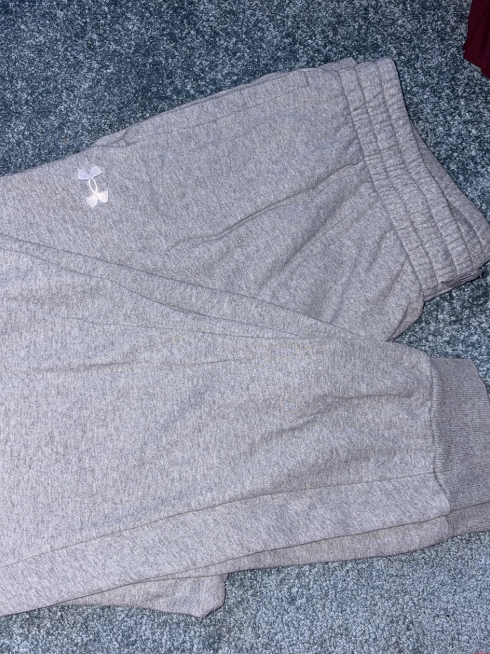 Under Armour Men’s Light Gray Joggers with Logo